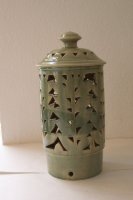 Windlicht, Keramik<br>grüne Feldspatglasur